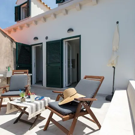 The Little ロプド